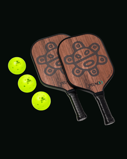 Taíno Sun Pickleball Starter Kit with Sun and Carey carbon paddles and 3 USAPA-approved balls for outdoor play